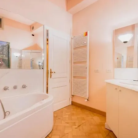 Jony Apartament